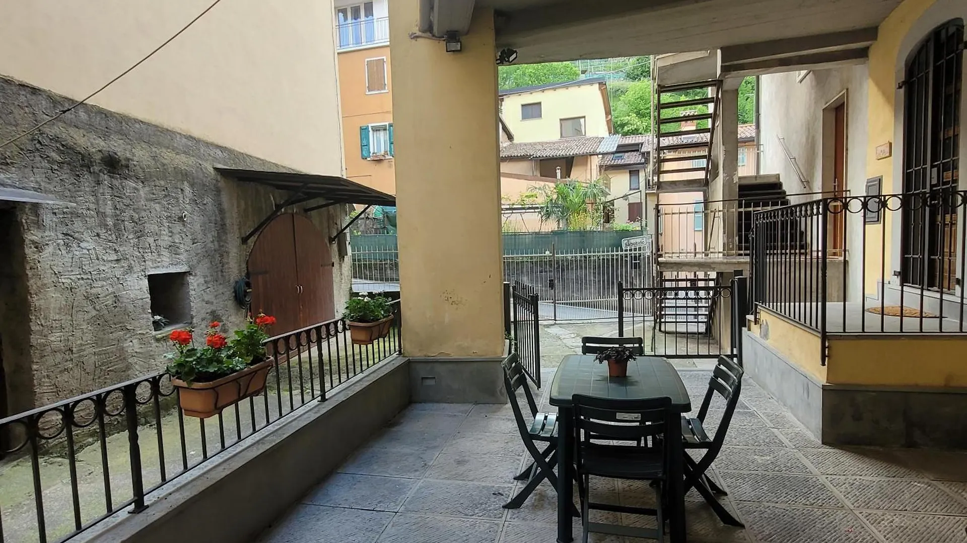 Il Cortiletto Mountain Lake Iseo Hospitality Коста Вольпино 0*,