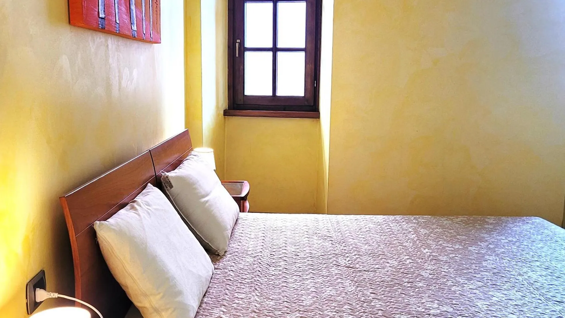 Il Cortiletto Mountain Lake Iseo Hospitality Коста Вольпино Дом отдыха